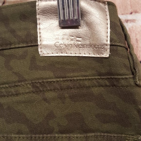 Calvin Klein Jeans Ultimate Skinny Camo Print Stretch Jeans Size 31/12 - Picture 10 of 15